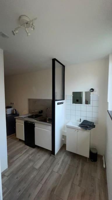 Logement 2 Personnes. ヴィトリー・ル・フランソワ エクステリア 写真